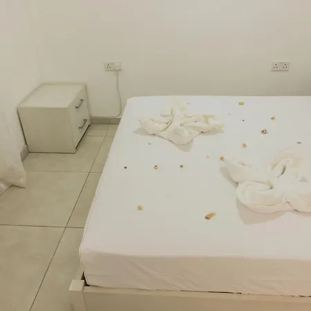 Seaview Modern Apartment *