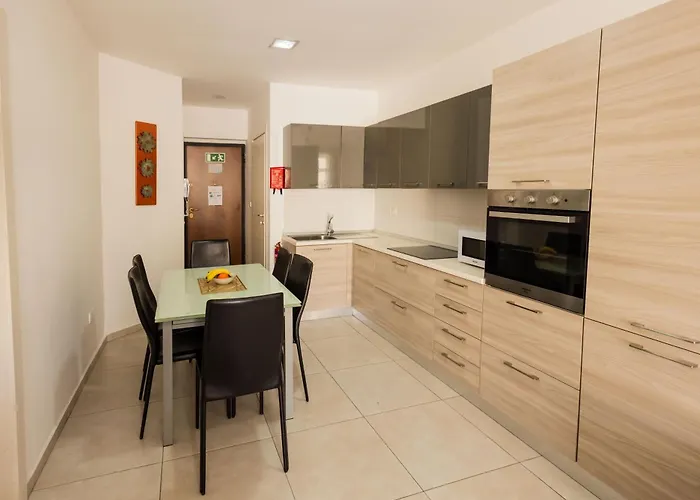 Seaview Modern Apartmán *