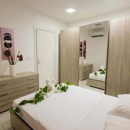 Seaview Modern Apartment *